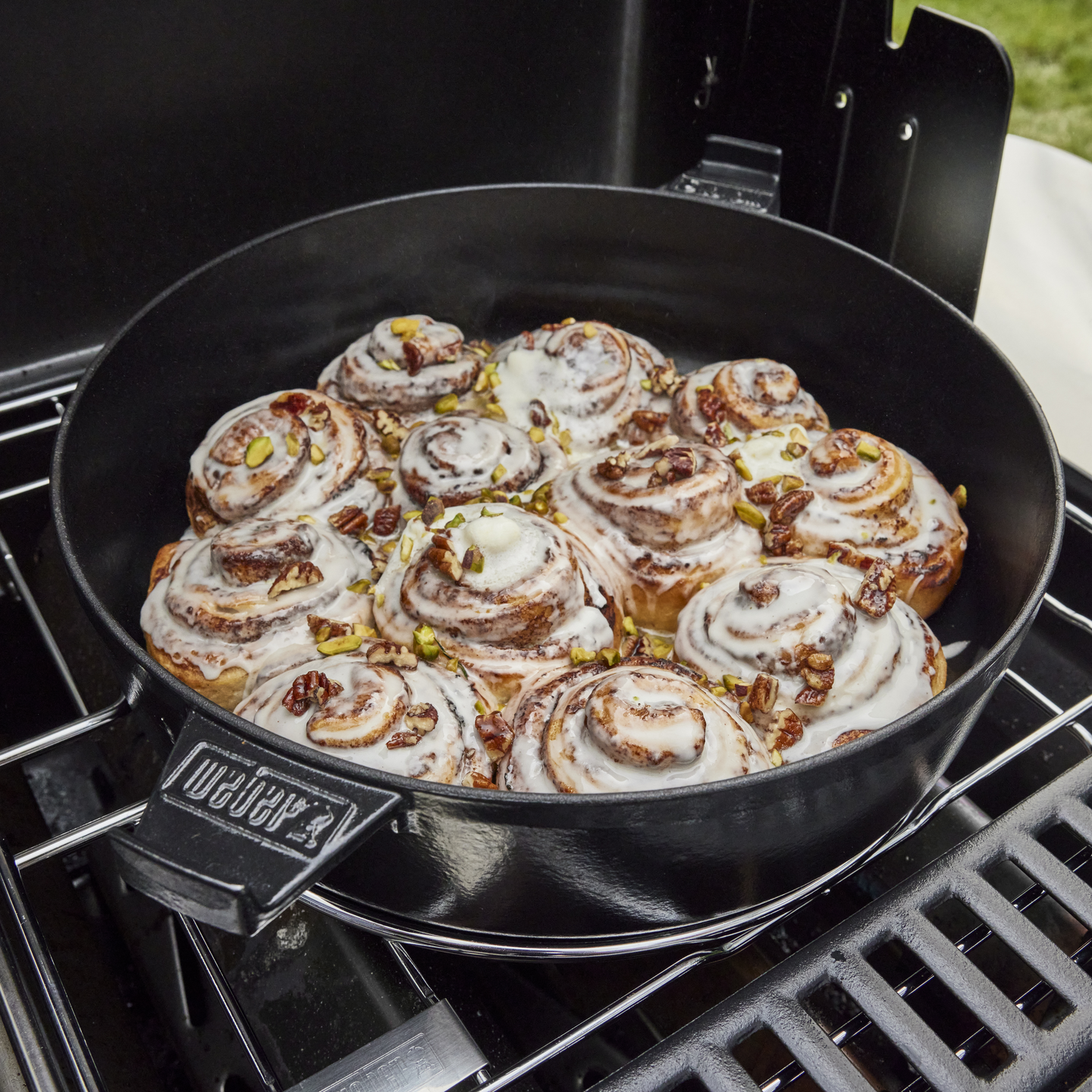 Kaasugrilli Weber Genesis E-415