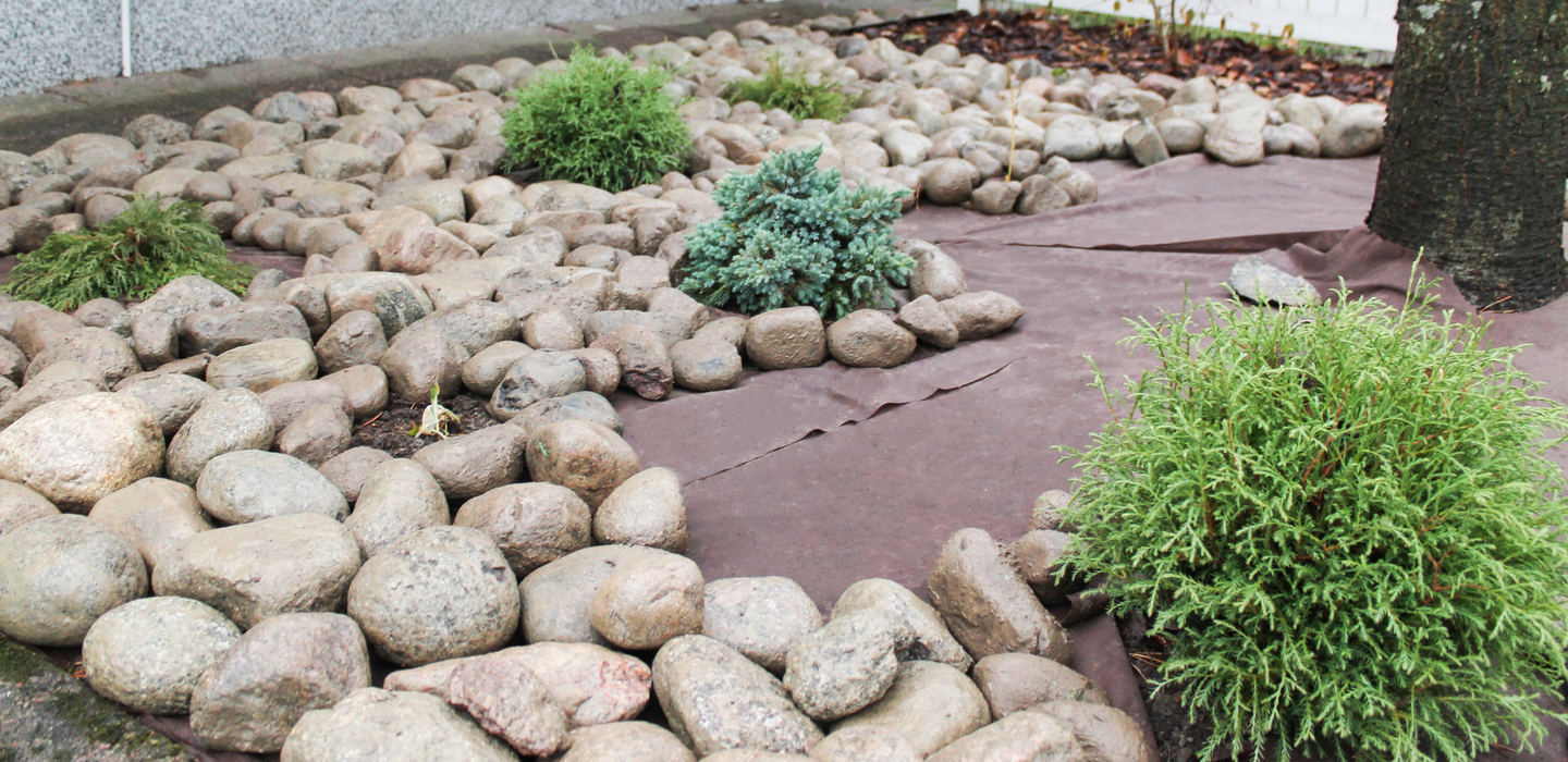 Biohajoava maisemointikangas 200m²