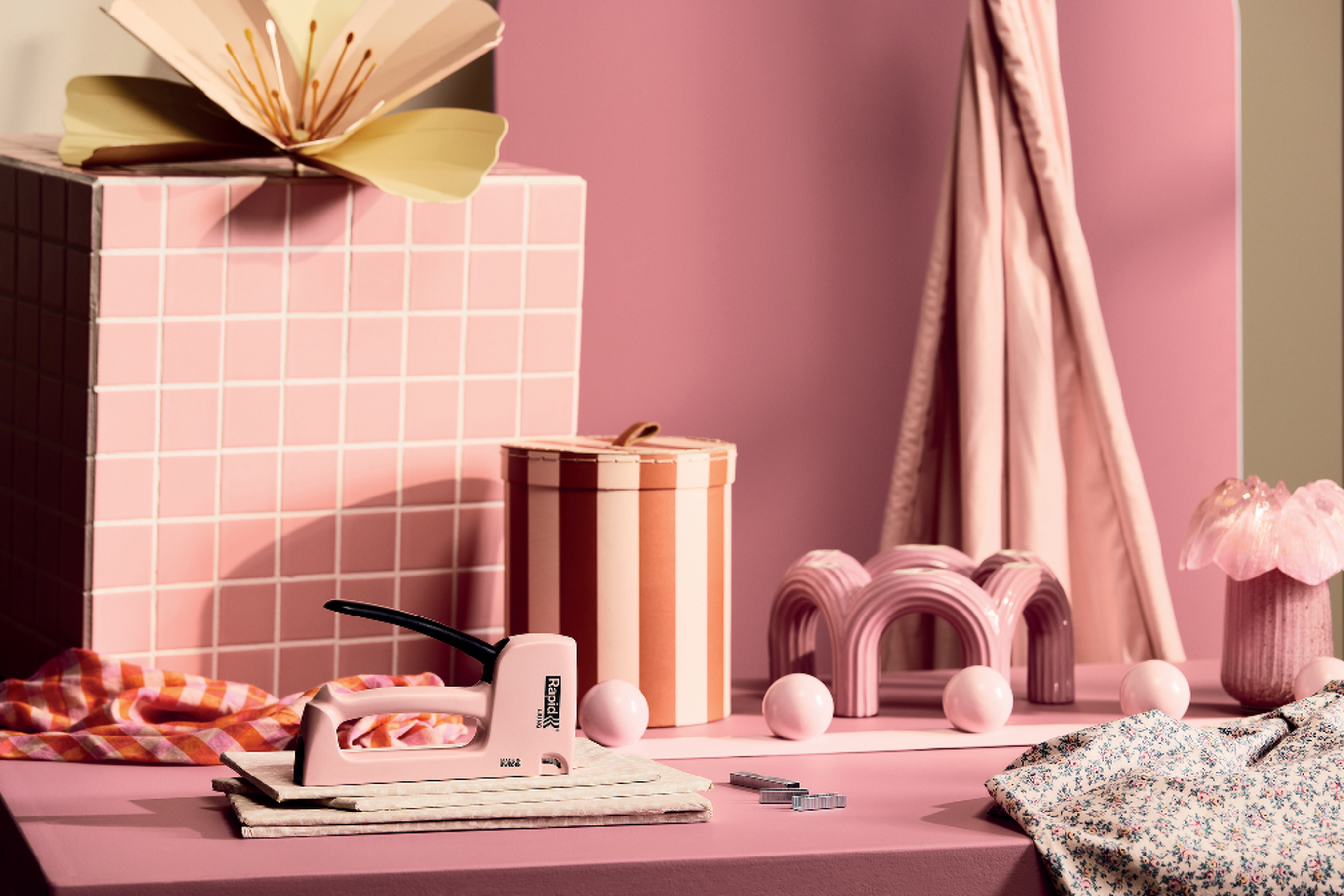 Sinkiläpistooli Rapid R13 Ljung kanervanpunainen