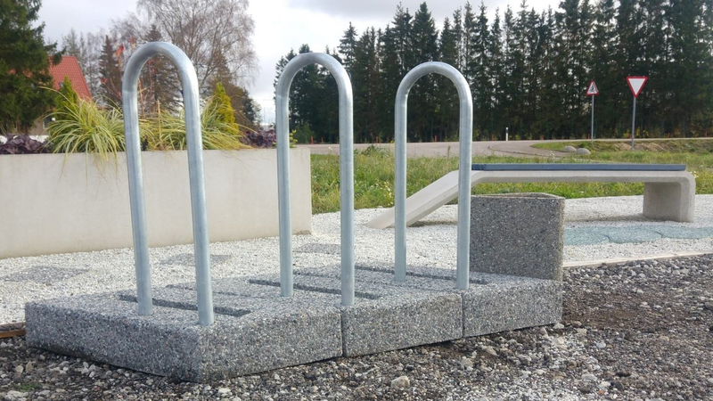 Pyöräkaari Leikkiturva betonijalalla KB233 1kpl