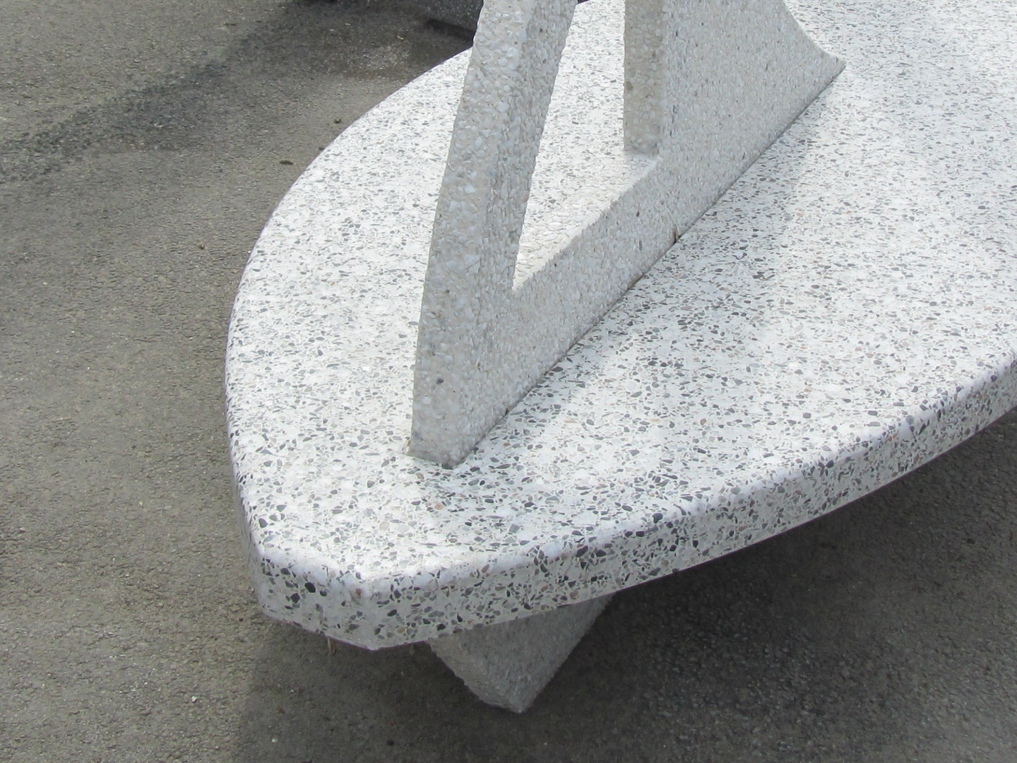 Betonipenkki Leikkiturva KB723 purje 1kpl