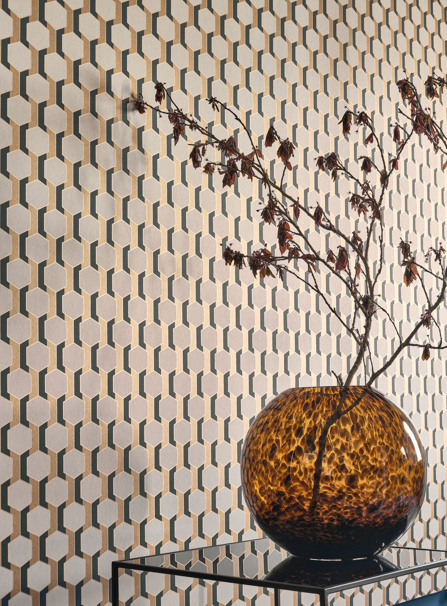 Kuitutapetti Casadeco Derby 89302640 Hamilton Mordore 10,05m