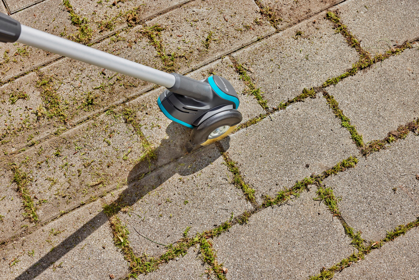 Saumaharja GARDENA EasyWeed 18V P4A 1x2,0Ah