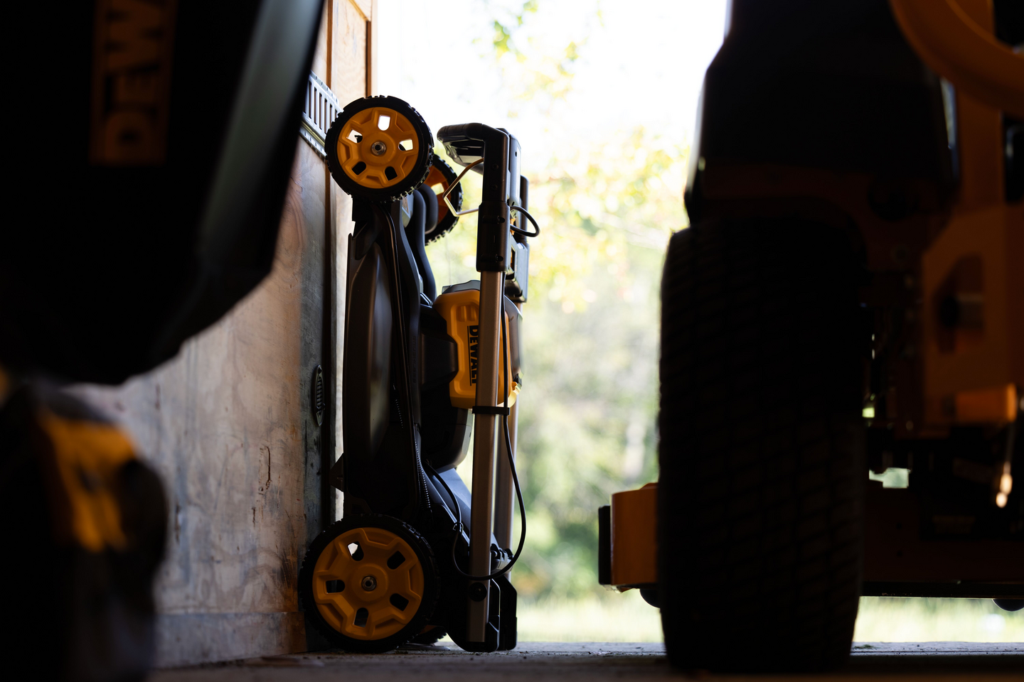 Akkuruohonleikkuri DeWalt DCMWP500N 54V runko