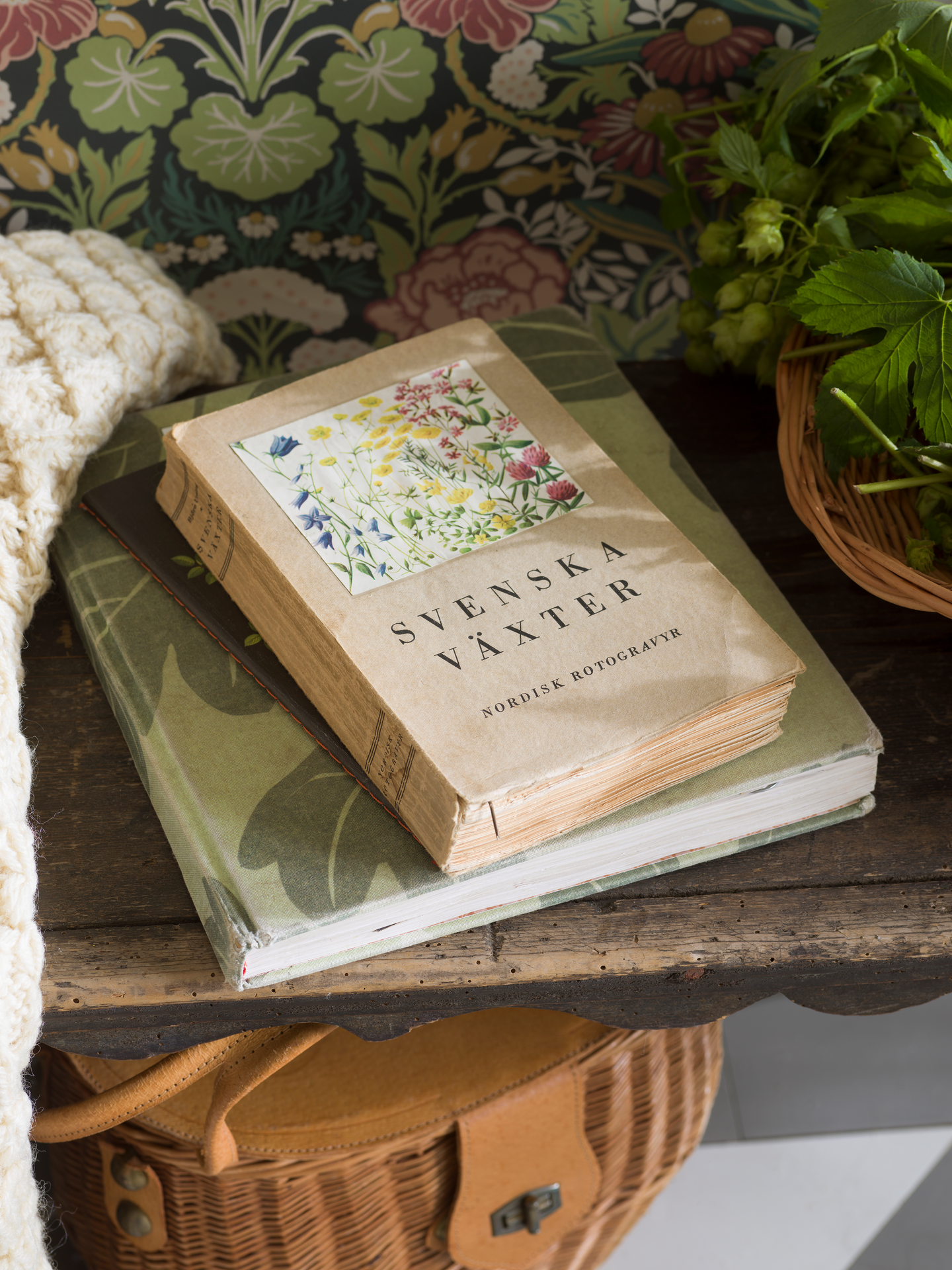 Kuitutapetti Boråstapeter Orangeri 5721 Örtagård 10,05m