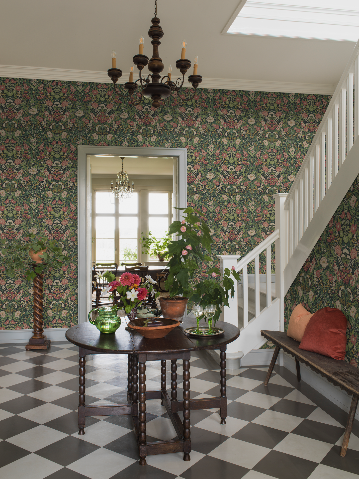 Kuitutapetti Boråstapeter Orangeri 5721 Örtagård 10,05m