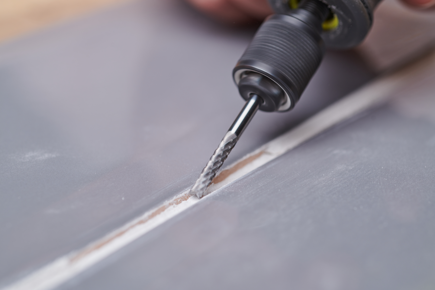 Saumanpoistoterä Ryobi karbiditerä laattasaumojen poistamiseen