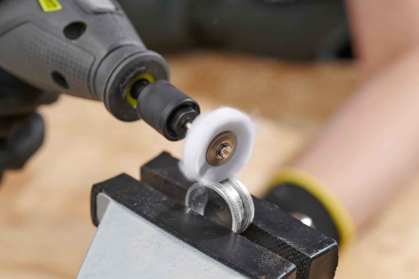 Kiillotuslaikka Ryobi puuvillainen 25,4mm