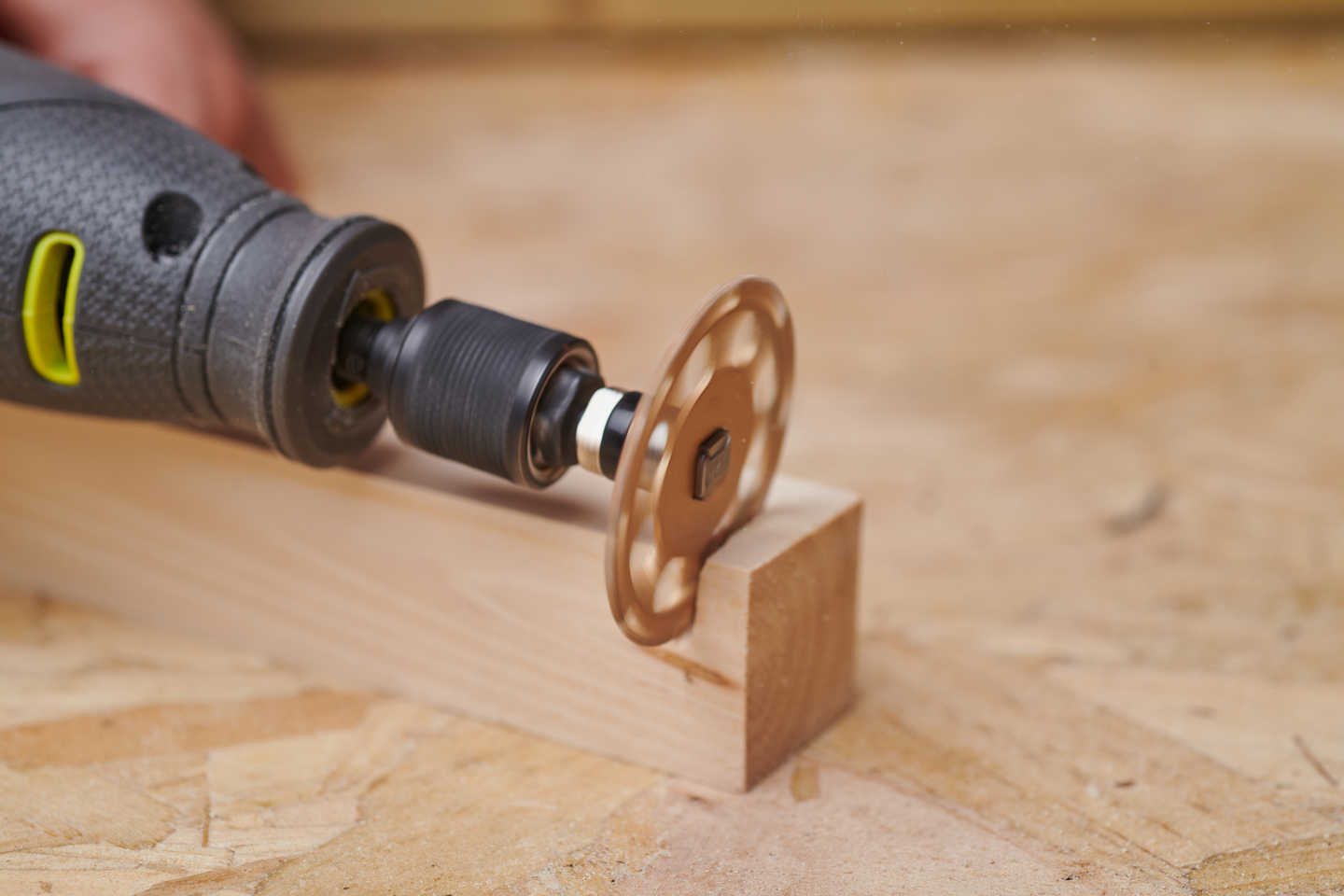 Katkaisulaikka Ryobi puulle Twist Lock 38mm