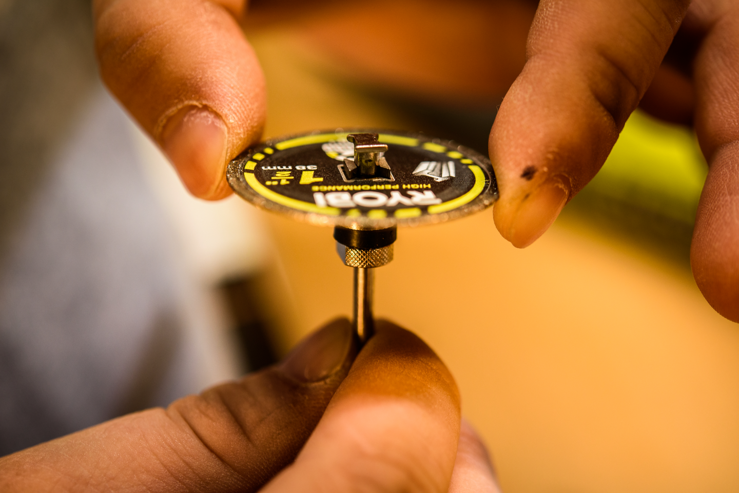 Metallinkatkaisulaikka Ryobi Twist Lock 38mm