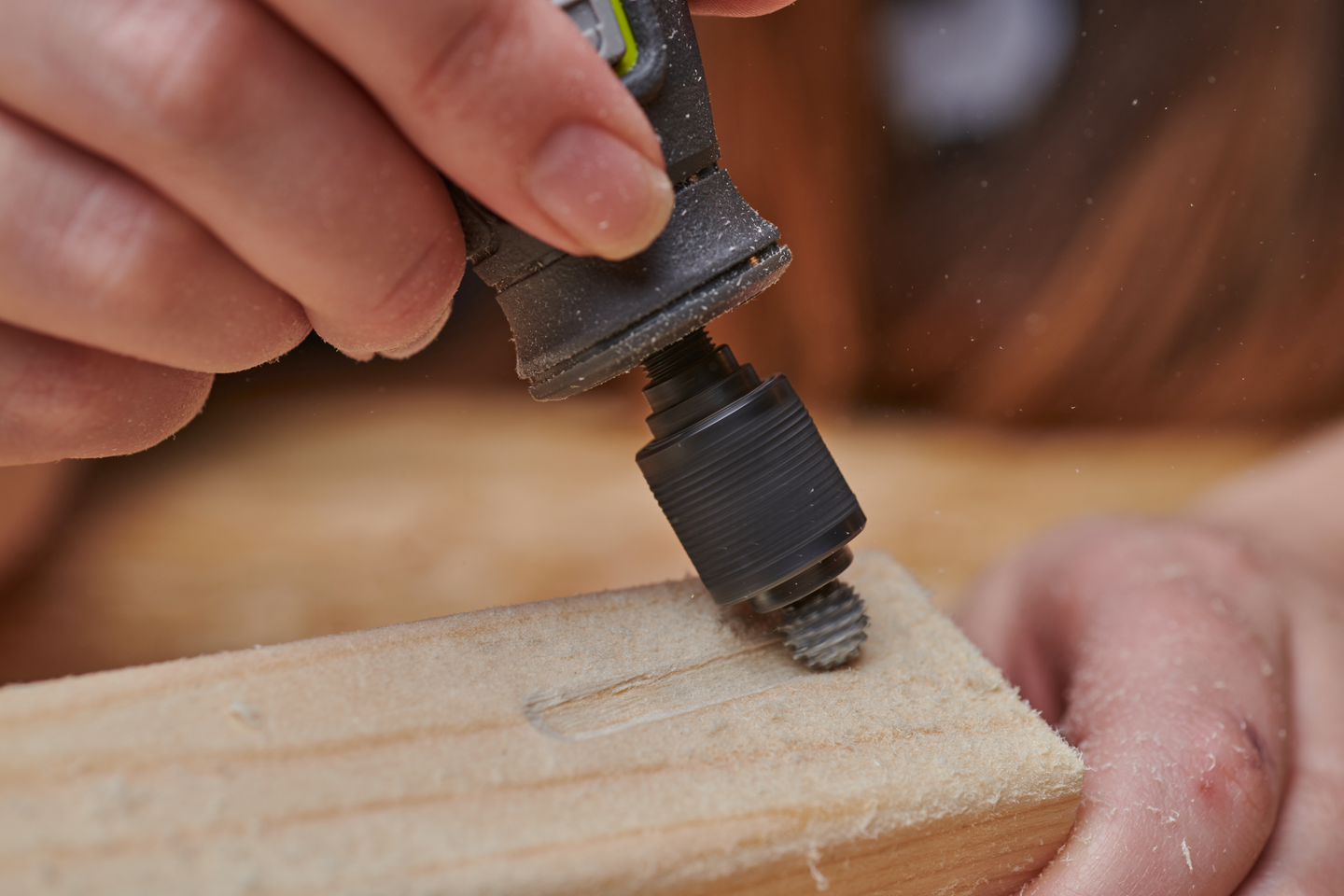 Kovametallijyrsin Ryobi struktuurihammastettu karkeaan viimeistelyyn