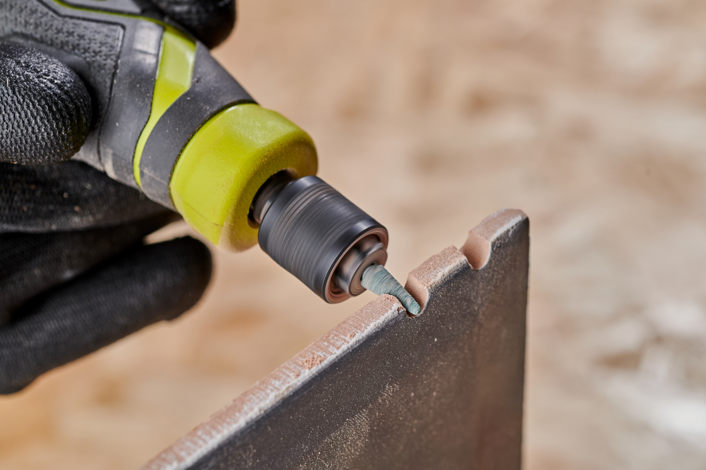 Piikarbidihiomakivi Ryobi kartiomainen 4,8mm