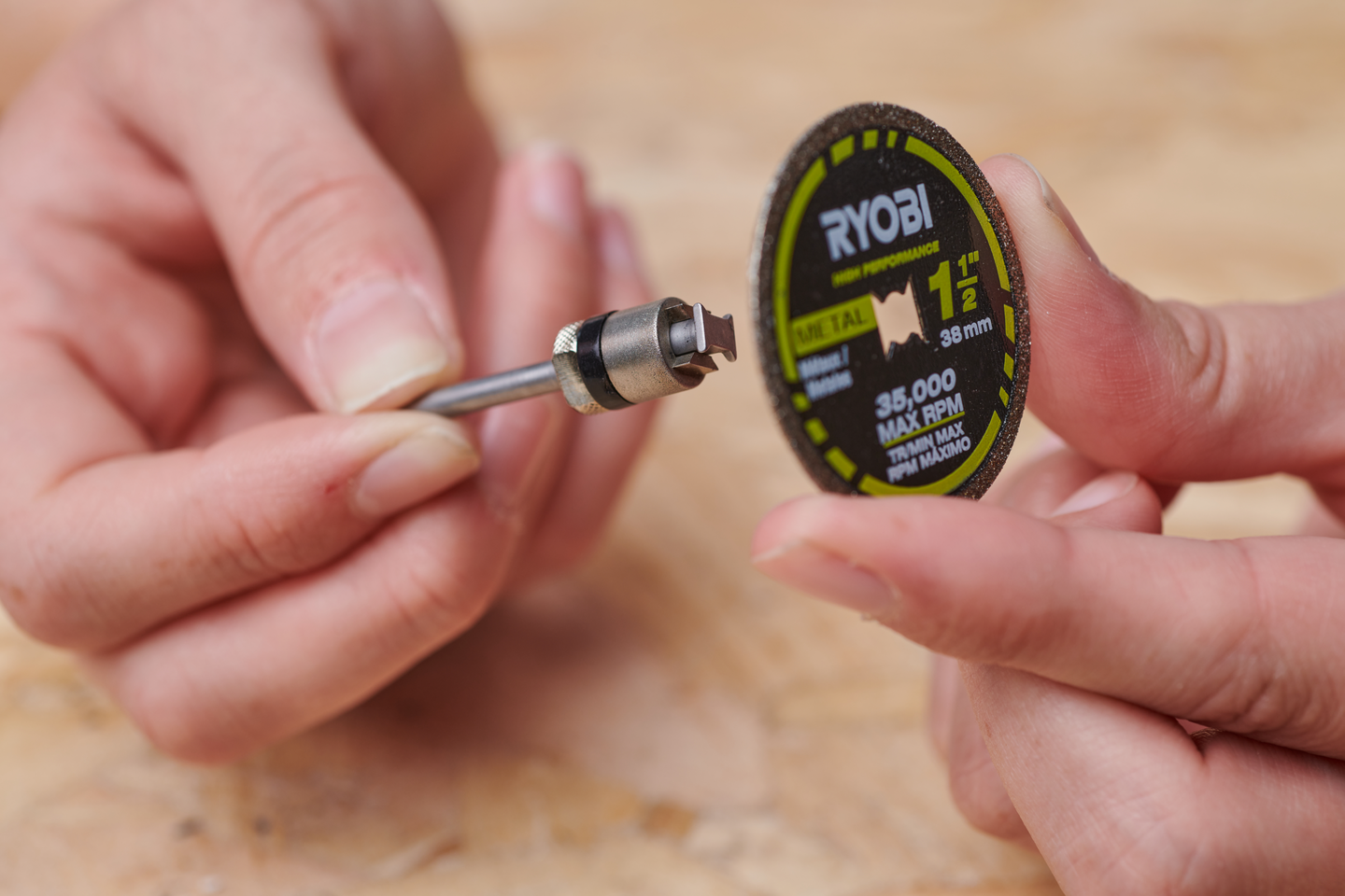 Kara Ryobi Twist Lock  3,2mm