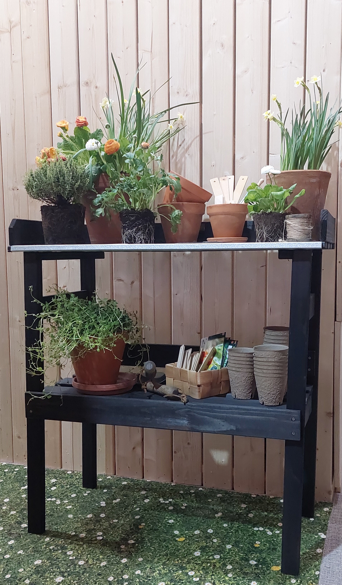 Viljelypöytä 78x38cm musta