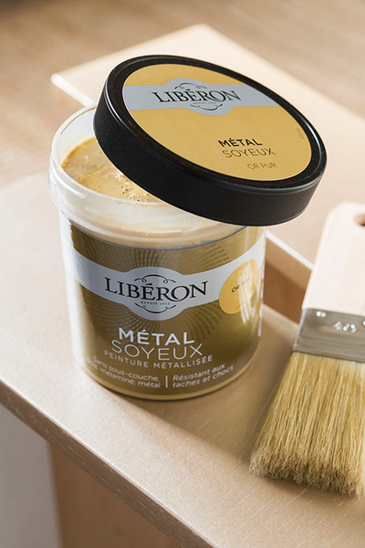 KALUSTESIVELLIN LIBERON SMOOTH 40MM LITTEÄ VAALEA PITKÄ HARJAS