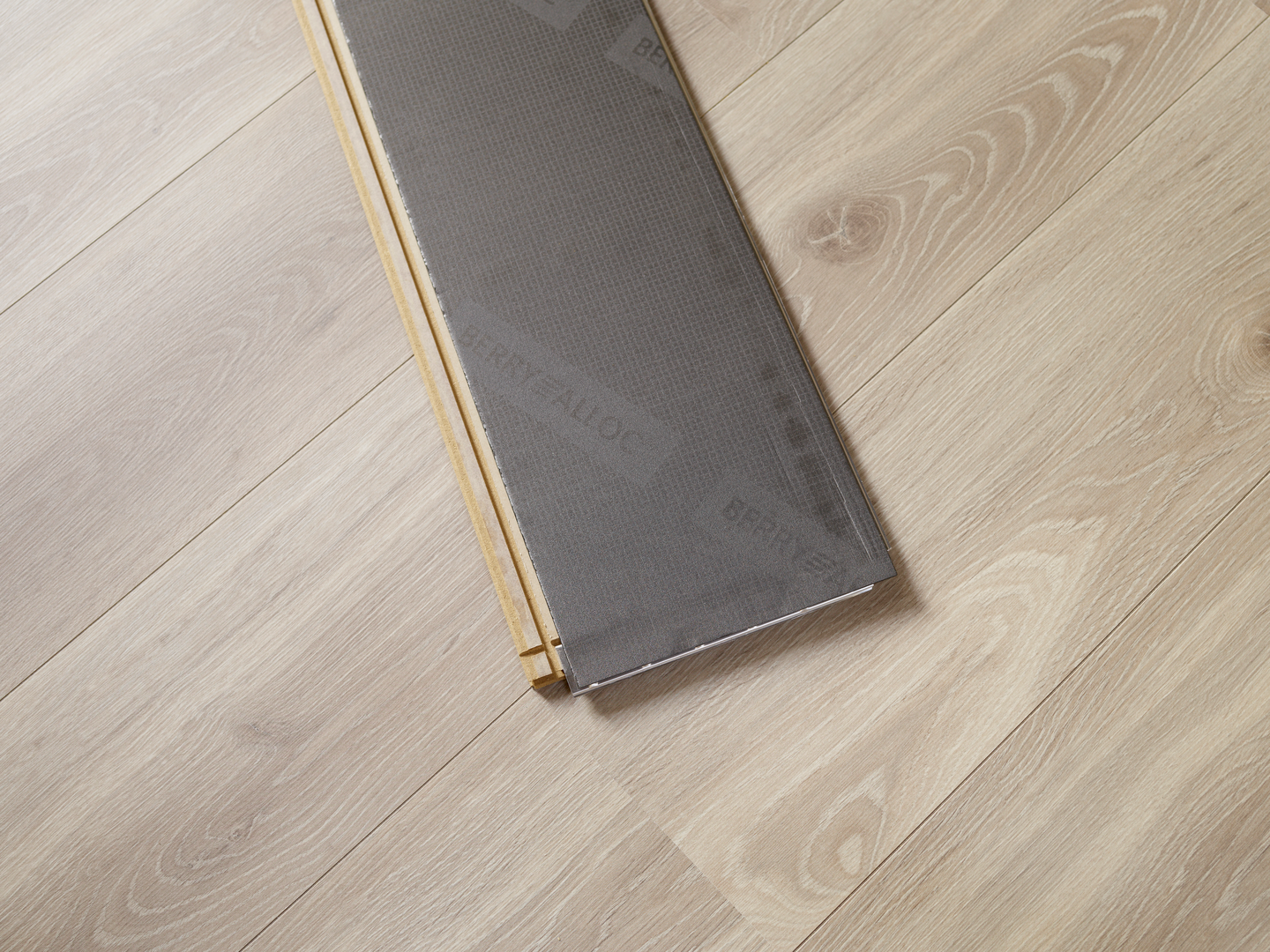 LAMINAT ORIGINAL 62001354 1,9118M² WHITE PINE