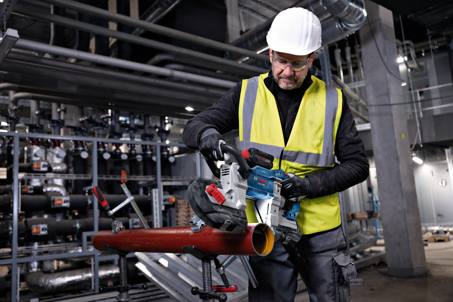 Akkuvannesaha Bosch GCB 18V-127 Solo + terä