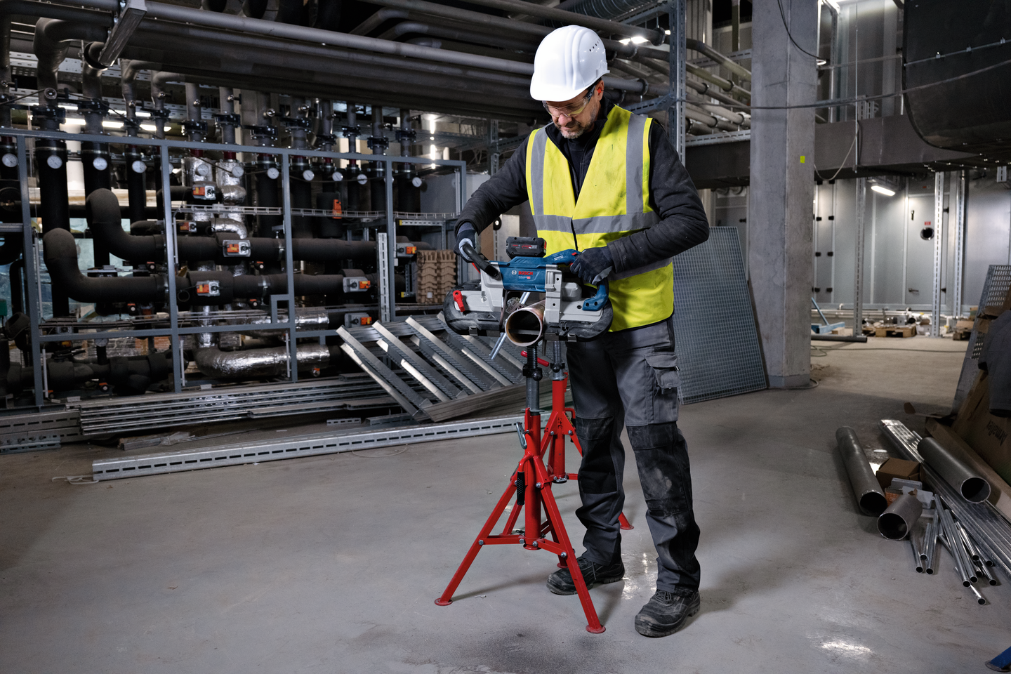 Akkuvannesaha Bosch GCB 18V-127 Solo + terä