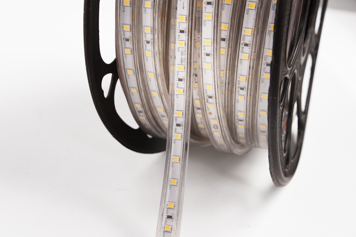 Led-valonauha OPAL 35m 230V 7,6W/m 750lm/m 4000K pistotulpalla IP65/44