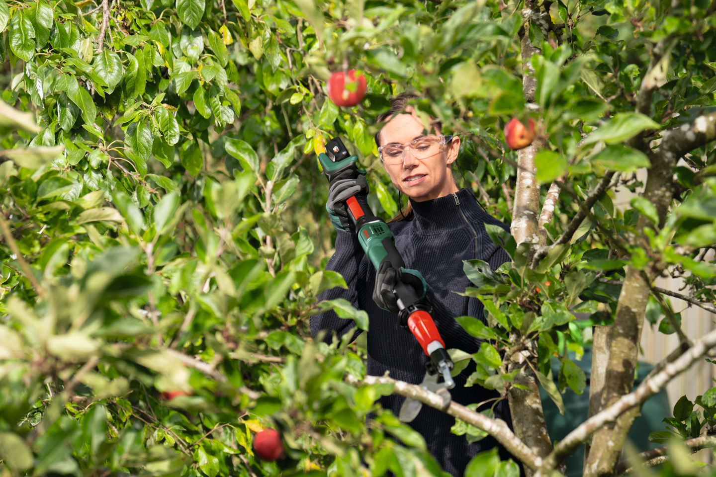 Akkuoksasakset Bosch AdvancedPrune 18V-45 Solo (lyhyt versio)