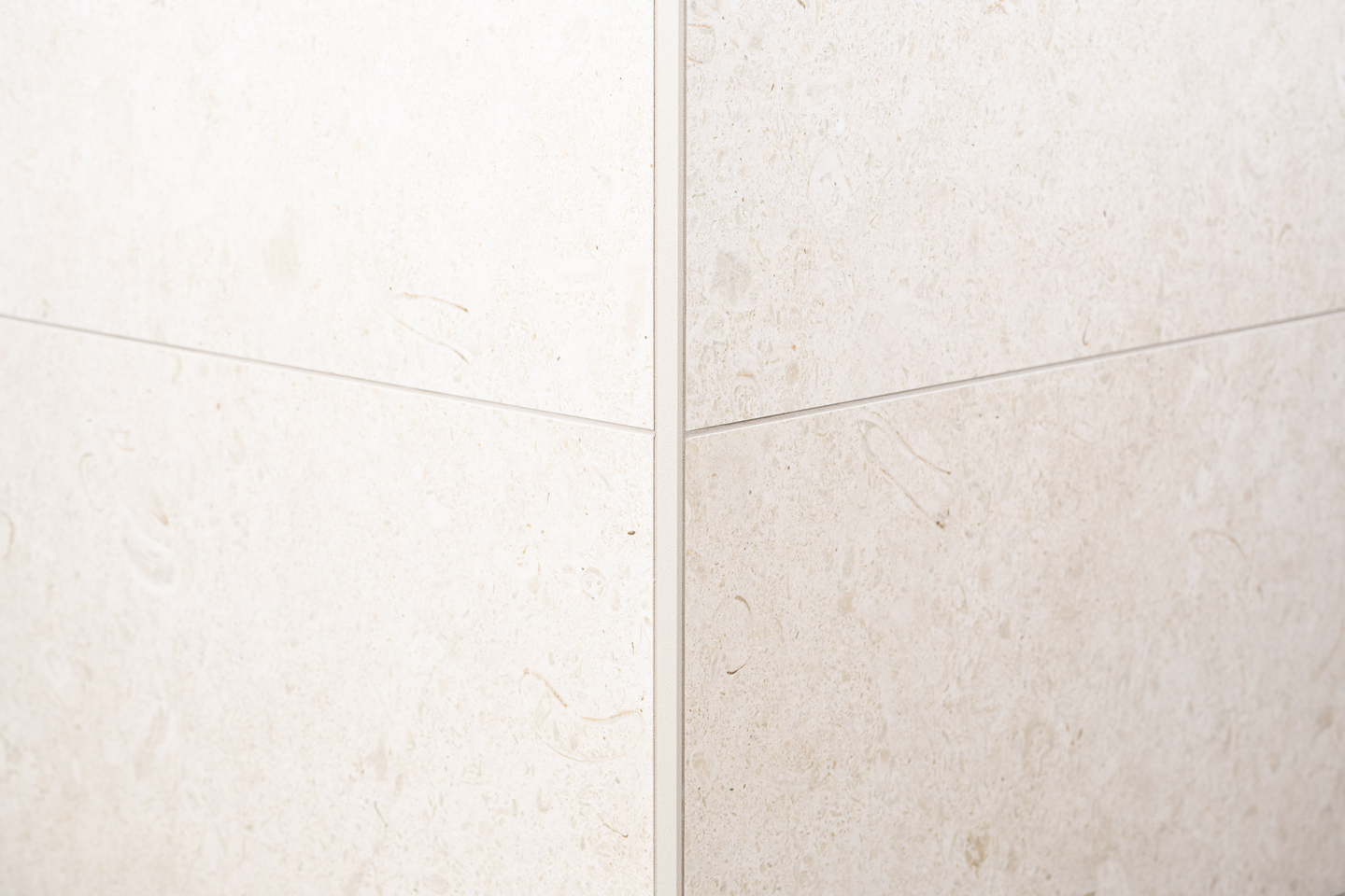 Laattalista Genesis L-malli 12mm 250cm Sandstone