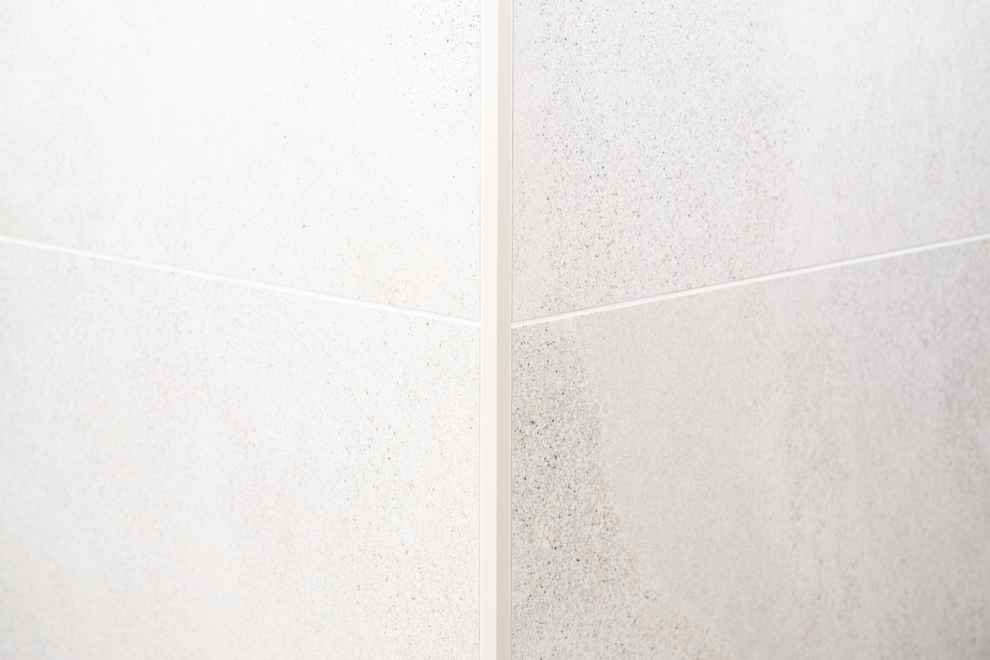 Laattalista Genesis neliö 12mm 250cm Bathstone