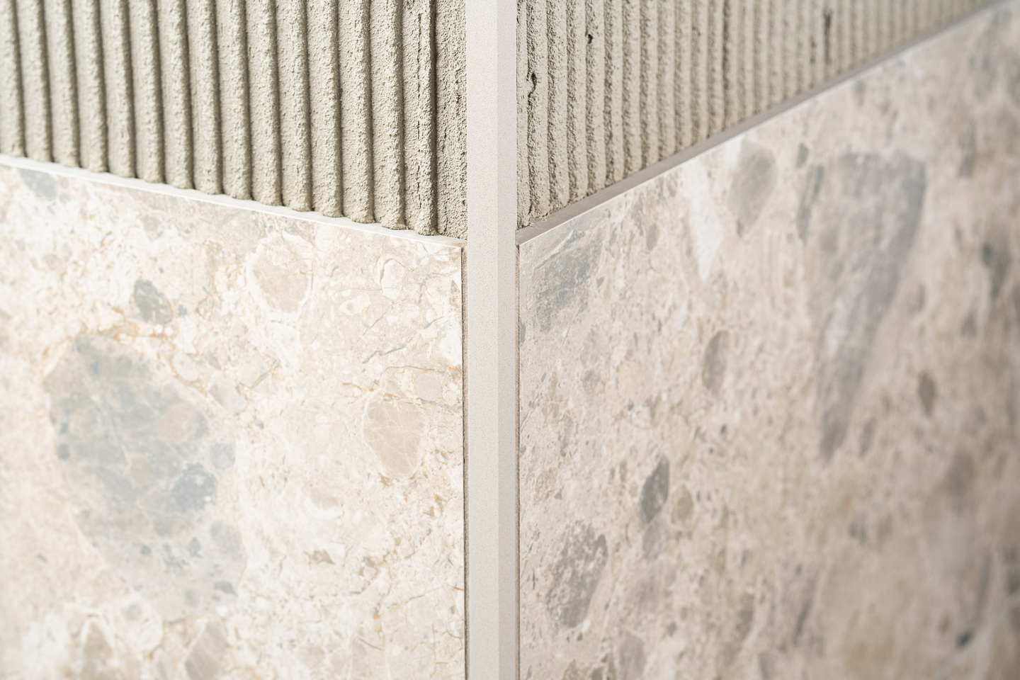 Laattalista Genesis neliö 12mm 250cm Sandstone