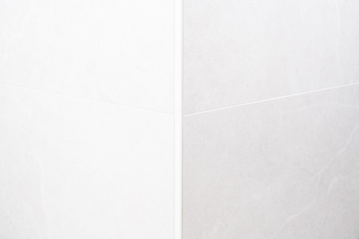 Laattalista Genesis L-malli 10mm 250 cm valkoinen