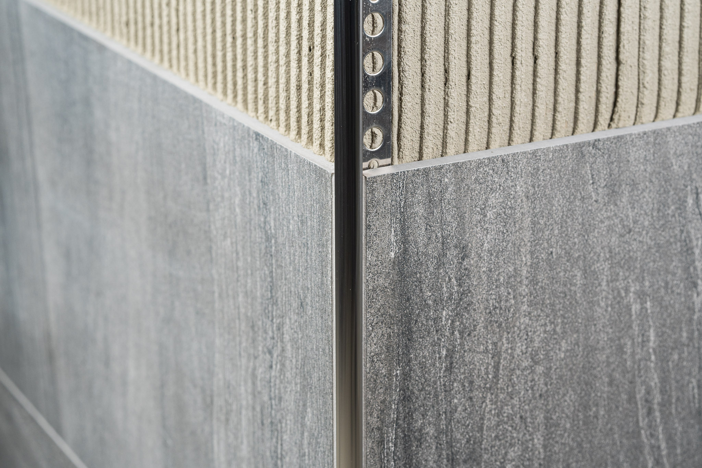 Laattalista Genesis pyöreä 8mm 250cm Rst