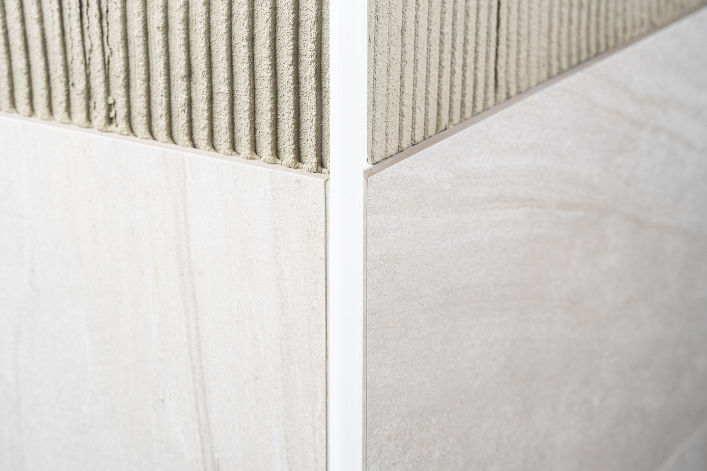 Laattalista Genesis pyöreä 10mm 250cm valkoinen