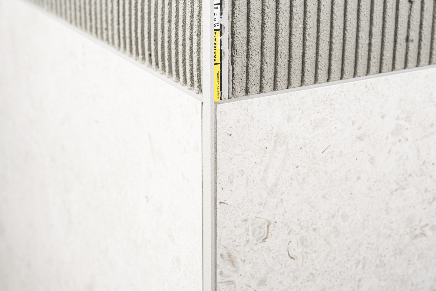 Laattalista Genesis L-malli 10mm 250 cm Bathstone