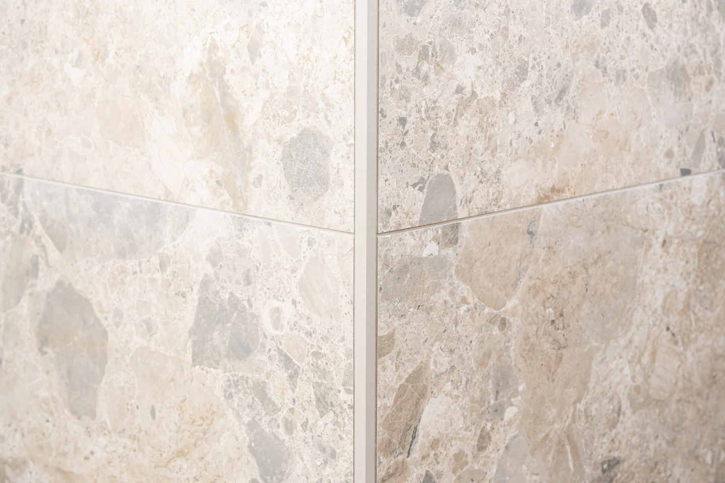 Laattalista Genesis neliö 12mm 250cm Sandstone