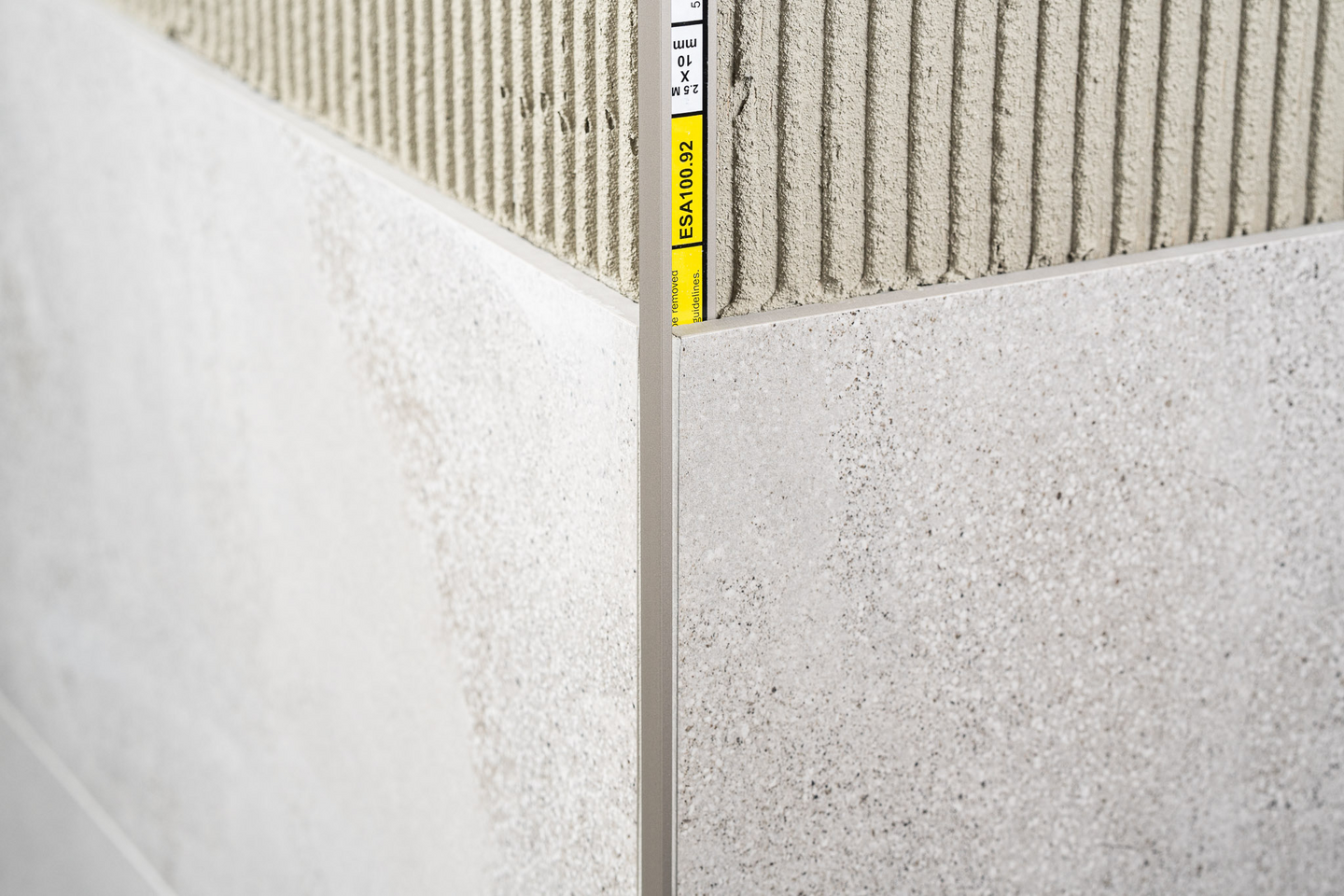 Laattalista Genesis L-malli 10mm 250 cm Satin Nickel