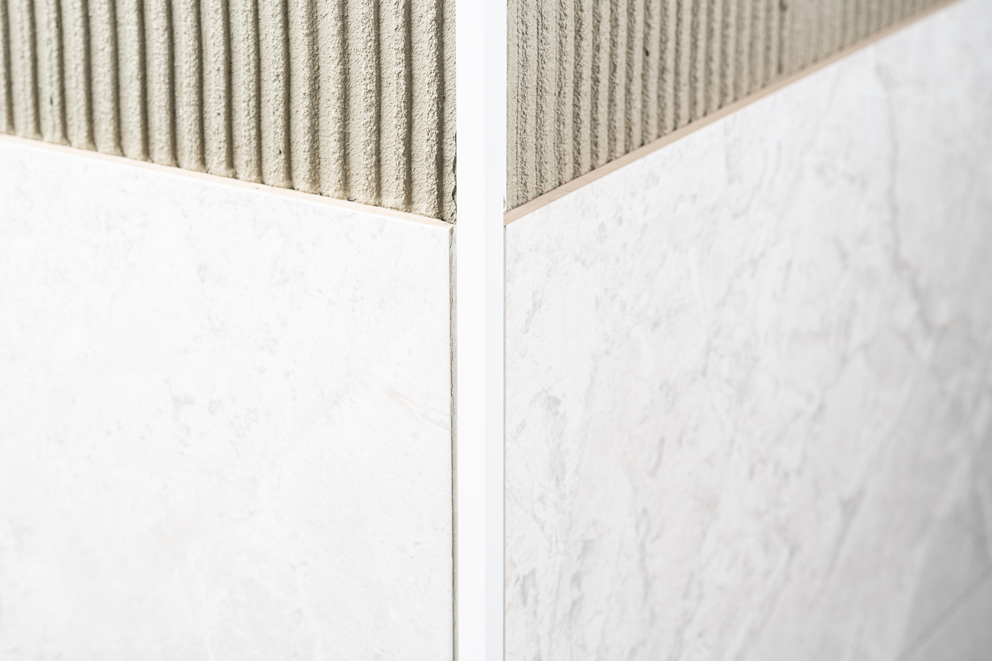 Laattalista Genesis 12mm valkoinen 250cm