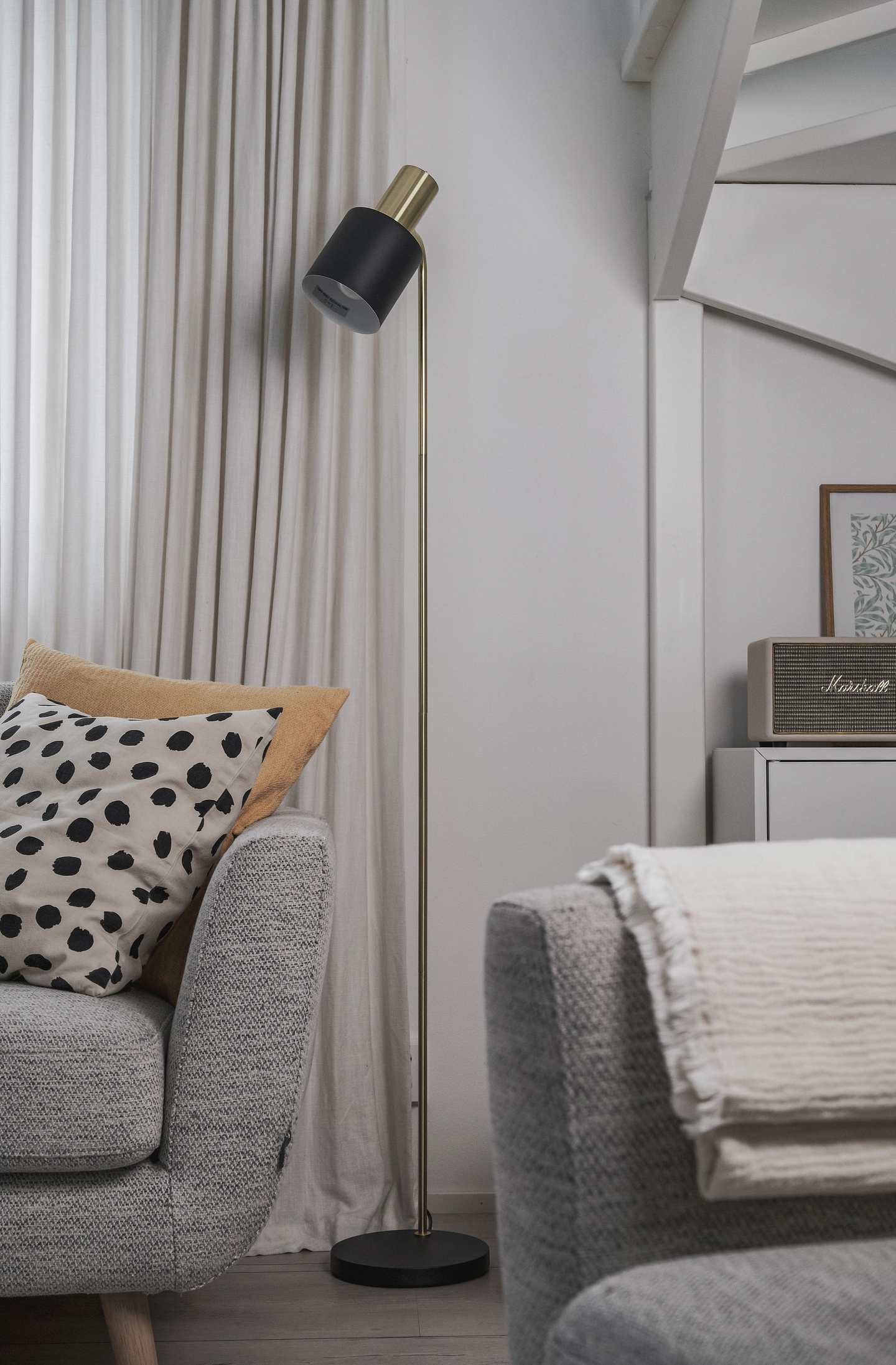 Lattiavalaisin TRIO Adam E27 mattamusta/mattamessinki