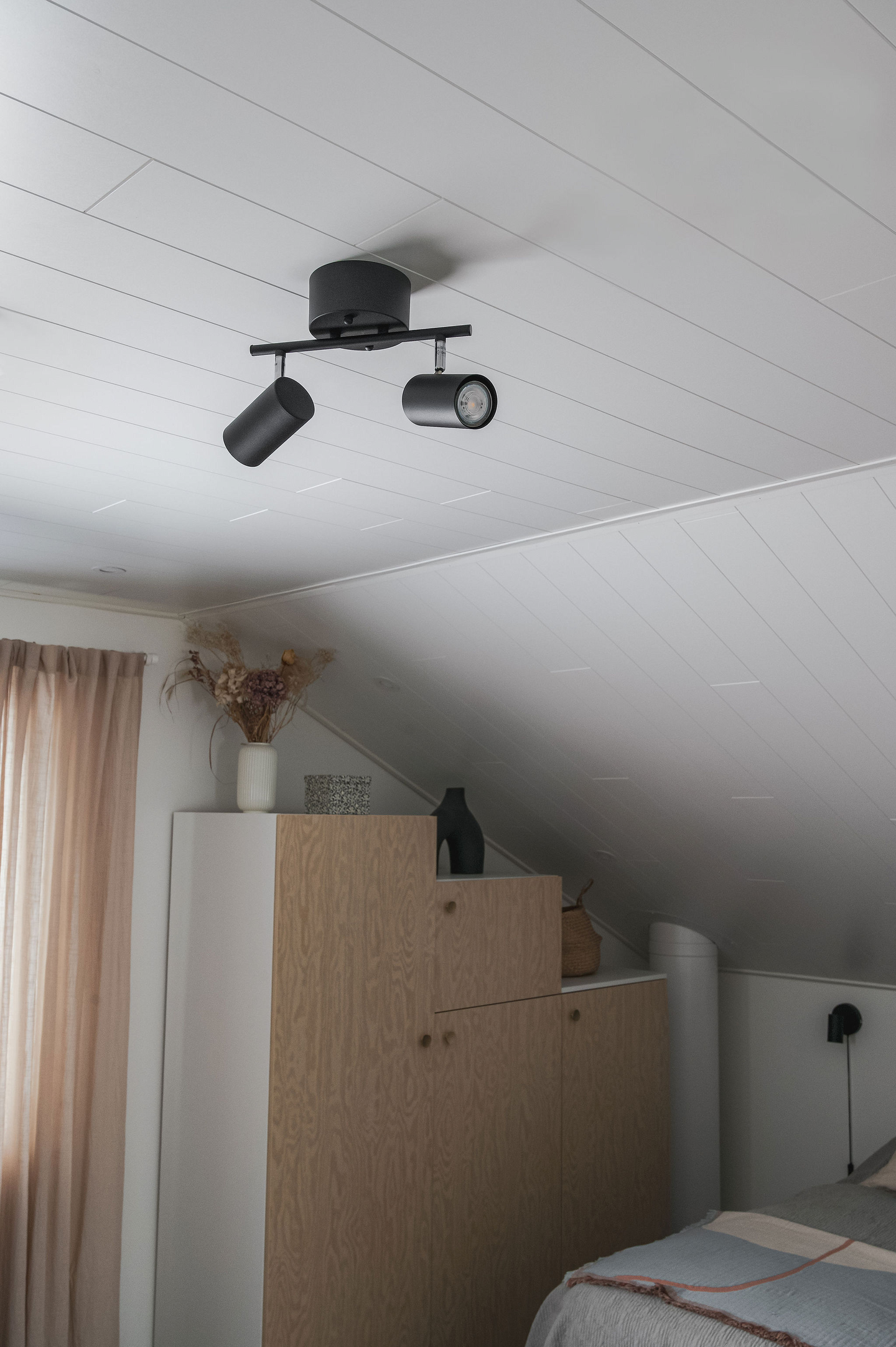 Spottivalaisin TRIO Marlina 2-osainen GU10 mattamusta