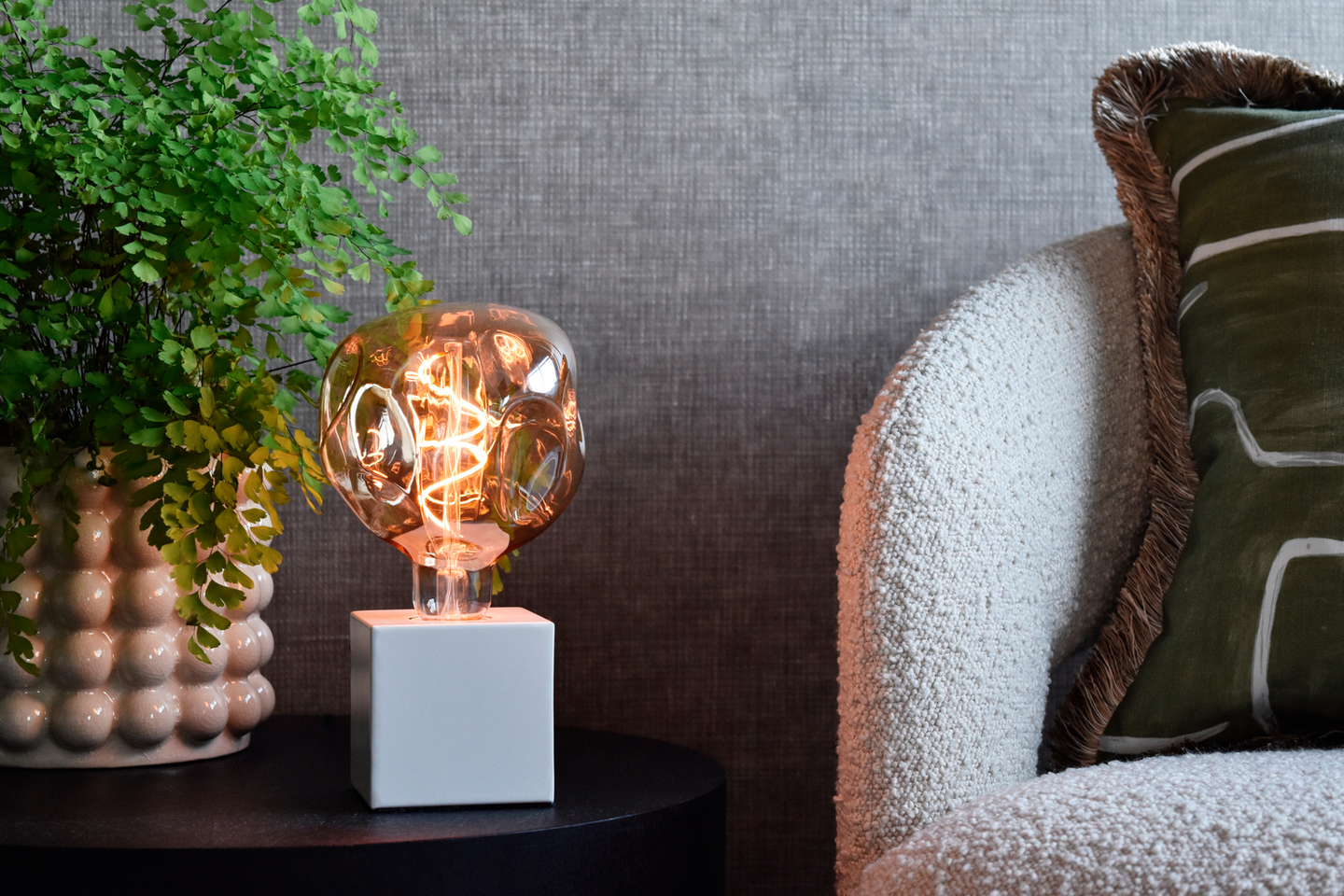 Led-lamppu Calex Organic Neo E27 4W 80lm 1800K kulta