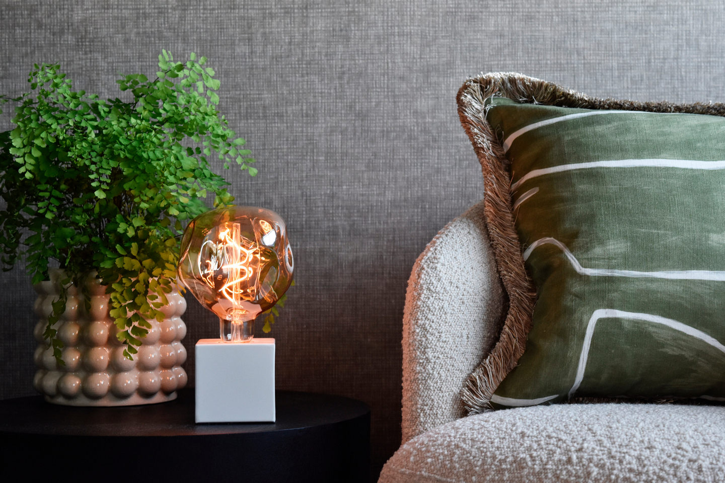 Led-lamppu Calex Organic Neo E27 4W 80lm 1800K kulta