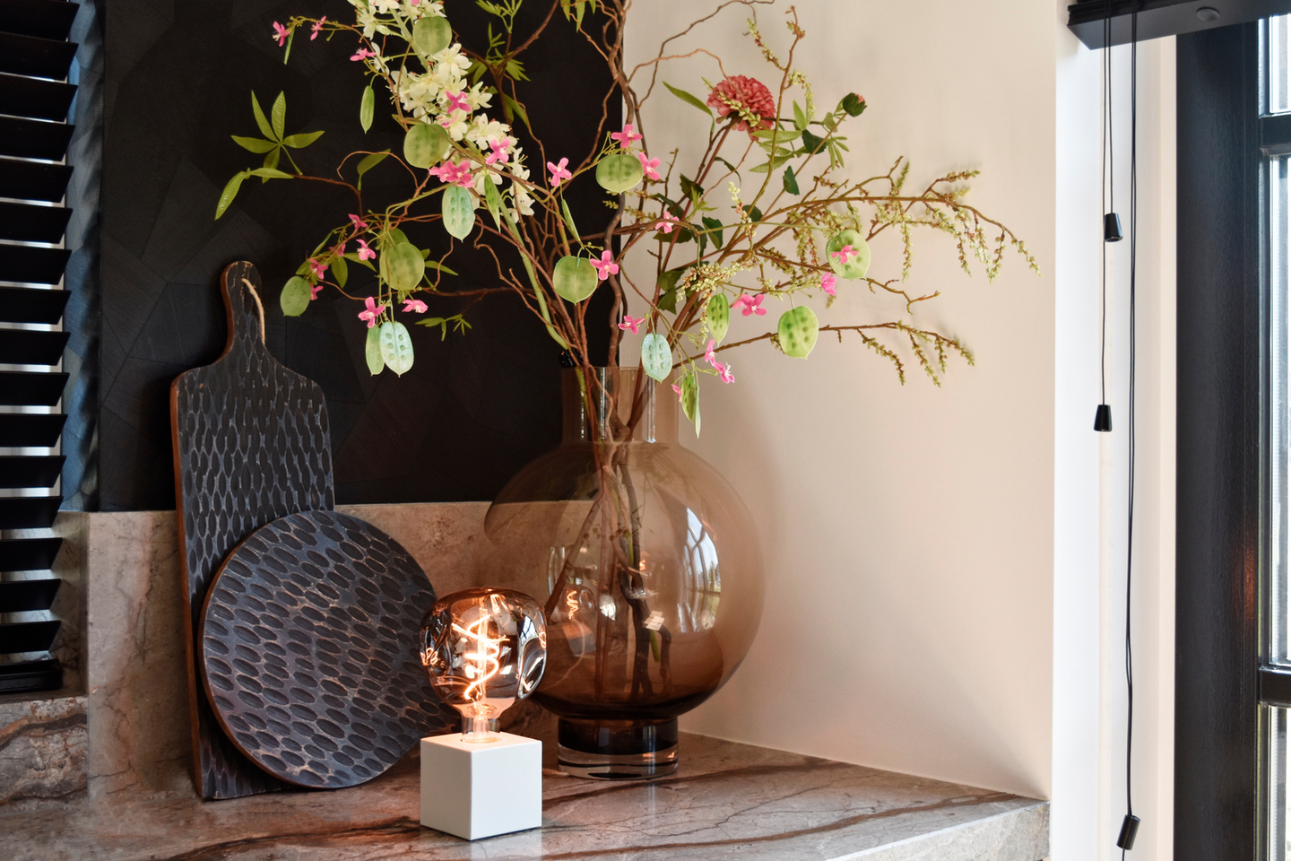 Led-lamppu Calex Organic Neo E27 4W 80lm 1800K savu