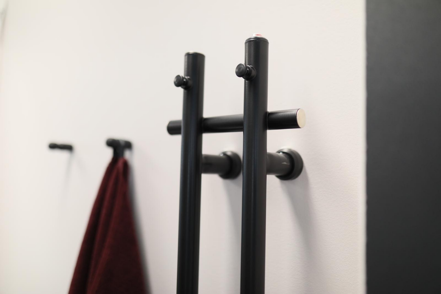 Pyyhekuivain REJ Design Vivo sähkö E 20122 ajastin vy musta