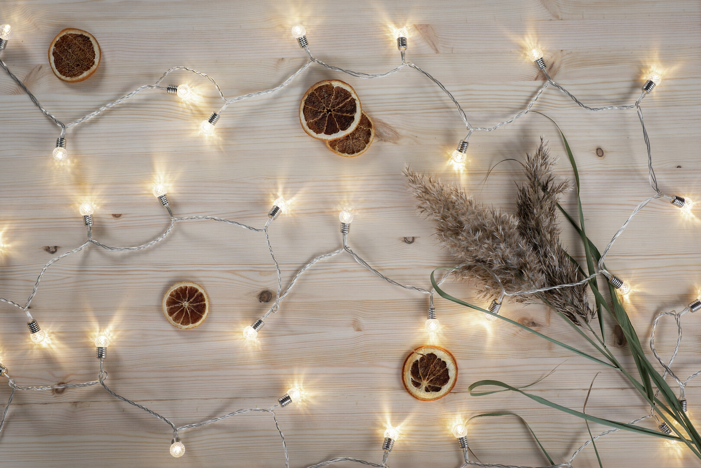 Lamppusarja Airam Pecos 40