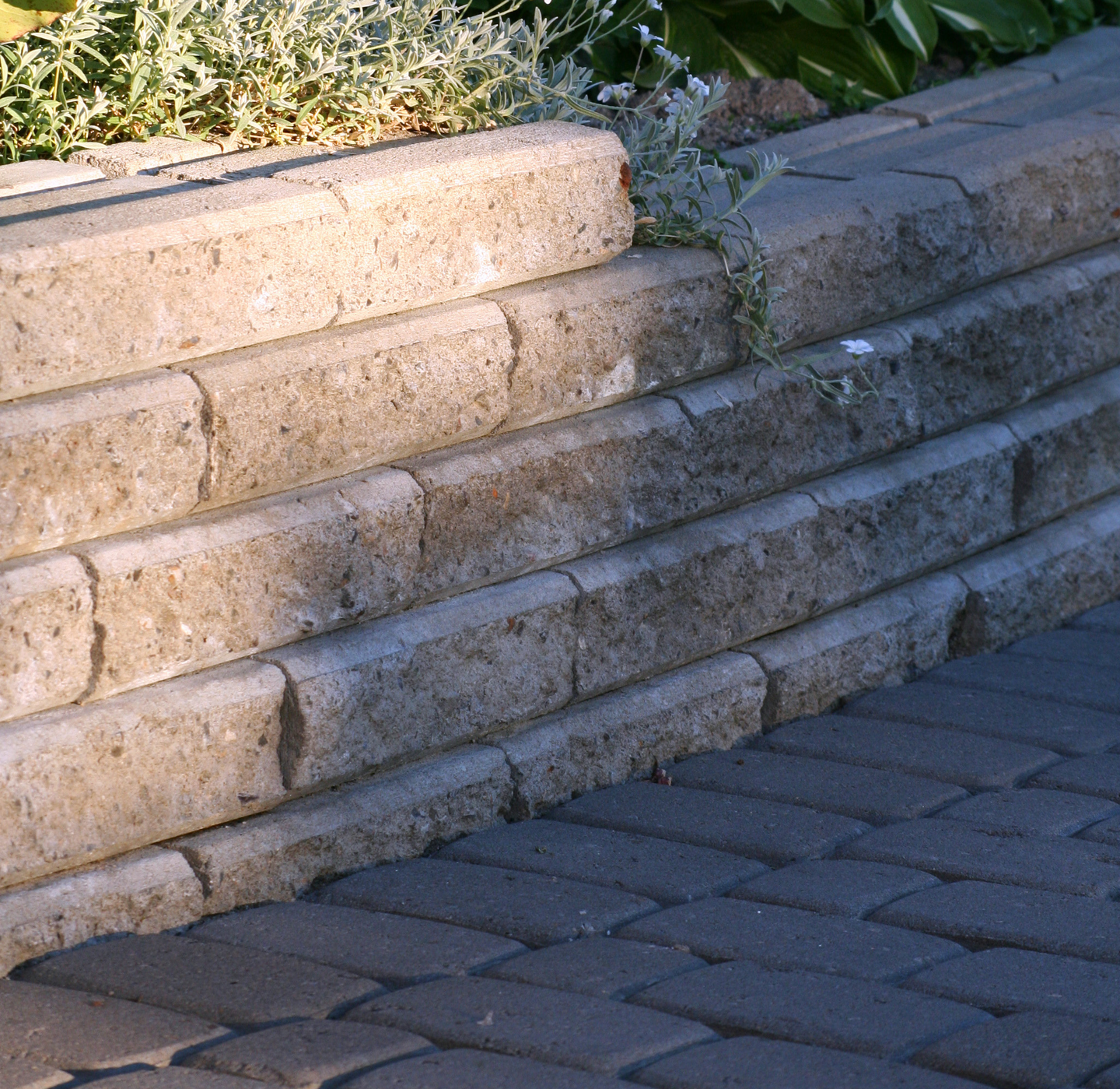 Muurikivi Lakka harmaa 360x300x80mm 21kpl/m² lava 40kpl