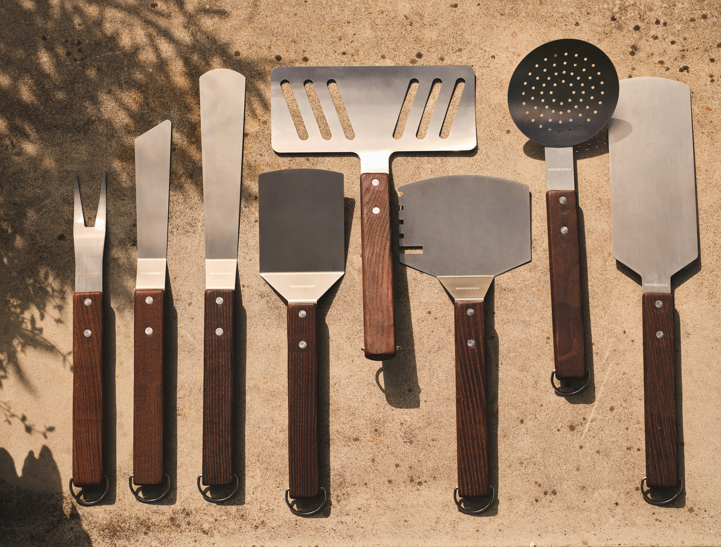 Leveä paistolasta Muurikka