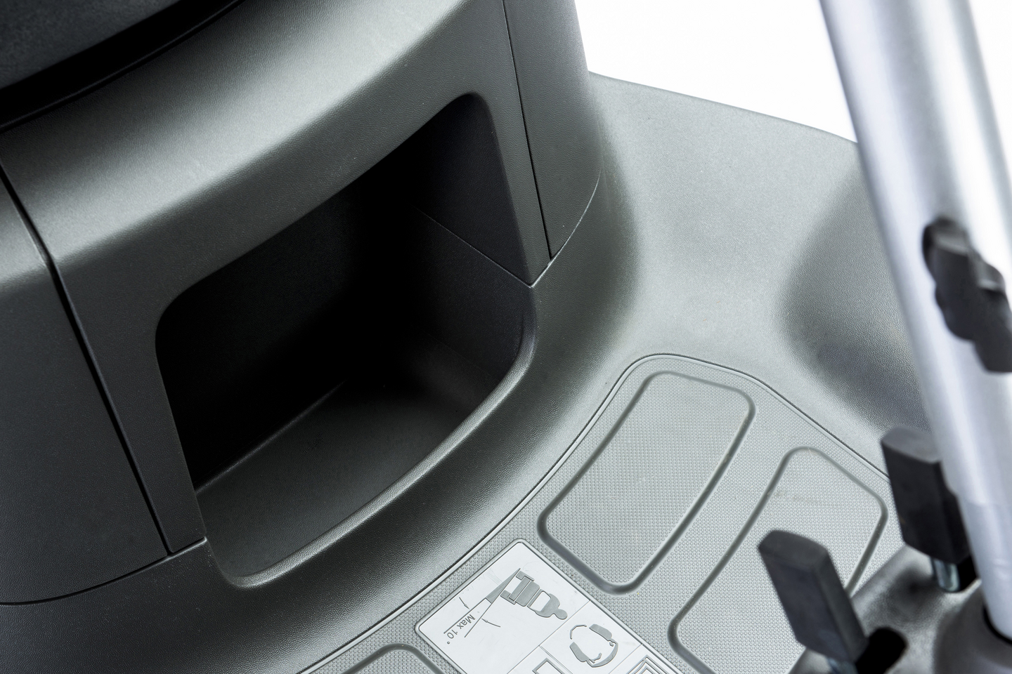 Etuleikkuri Stiga Park 300 LC