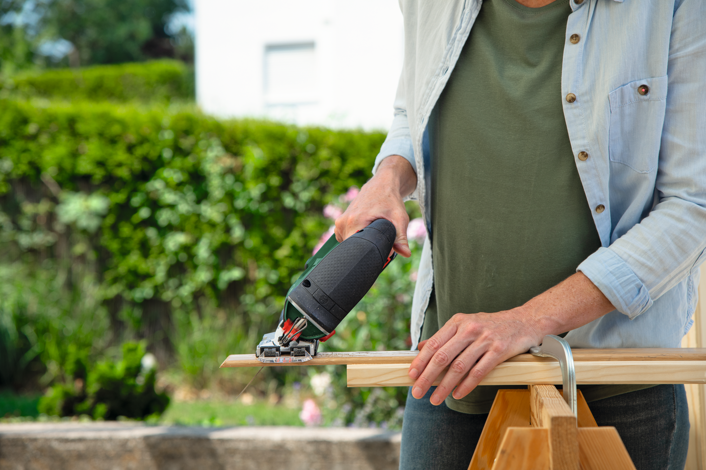 Akkupistosaha Bosch AdvancedSaw 18V-140 1x2,0 Ah + kantolaukku