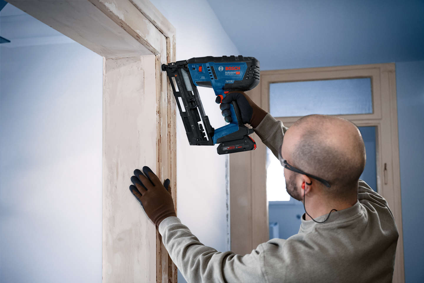 Akkuviimeistelynaulain Bosch GNH 18V-64-2 Solo L-Boxx