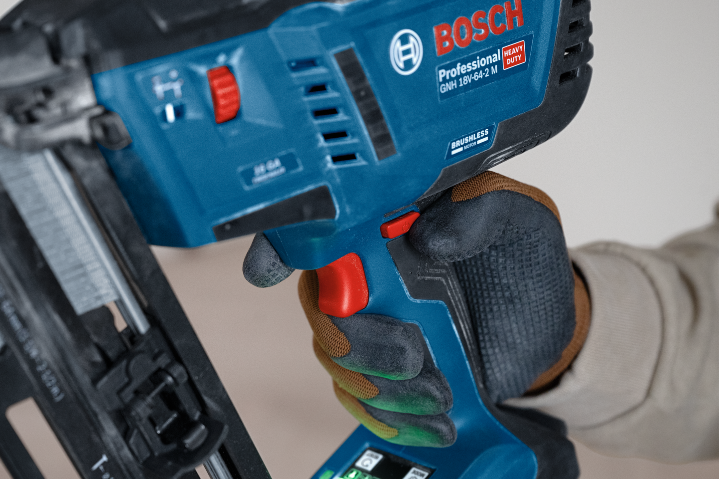 Akkuviimeistelynaulain Bosch GNH 18V-64-2 M Solo