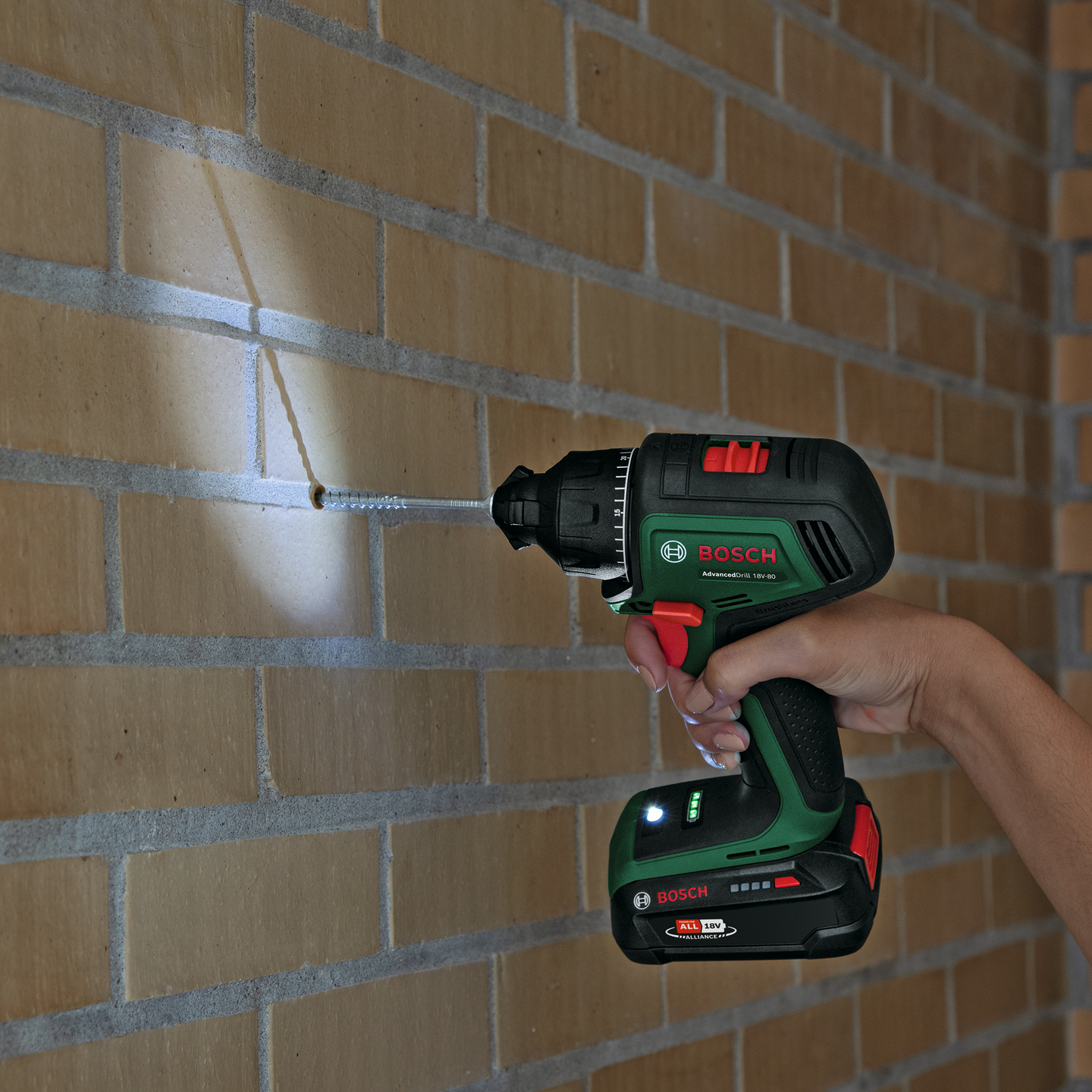 Akkuporakone Bosch AdvancedDrill 18V-80 QuickSnap 1x2,5Ah AL18V-20