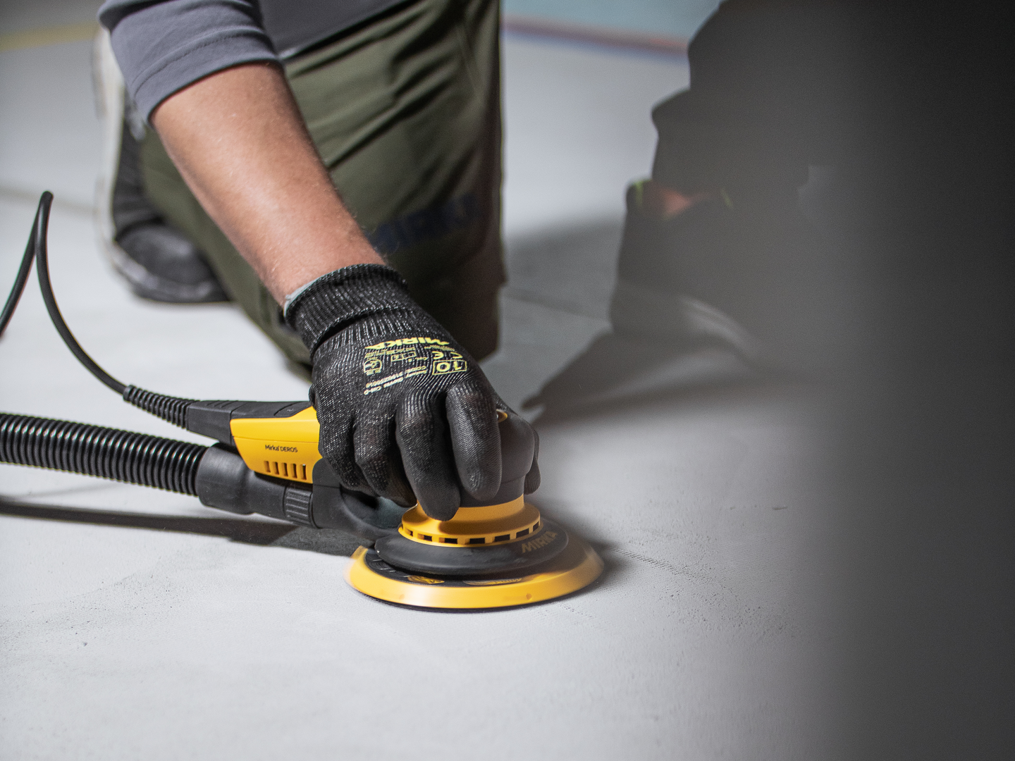 Alustalla Mirka Net 150mm 5/16" tarra 48R pehmeä