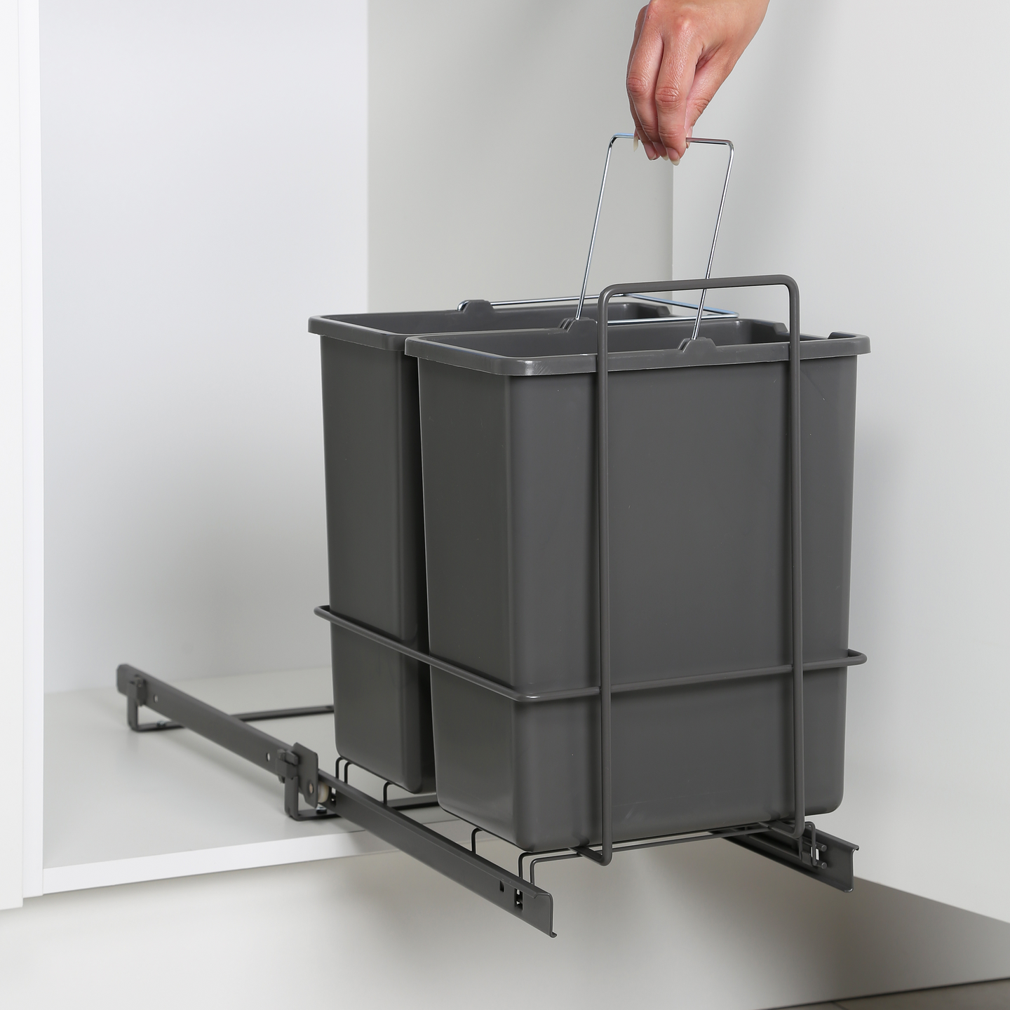 Jätevaunu + 2 sankoa LM 62/2 antrasiitti 258x415x400mm